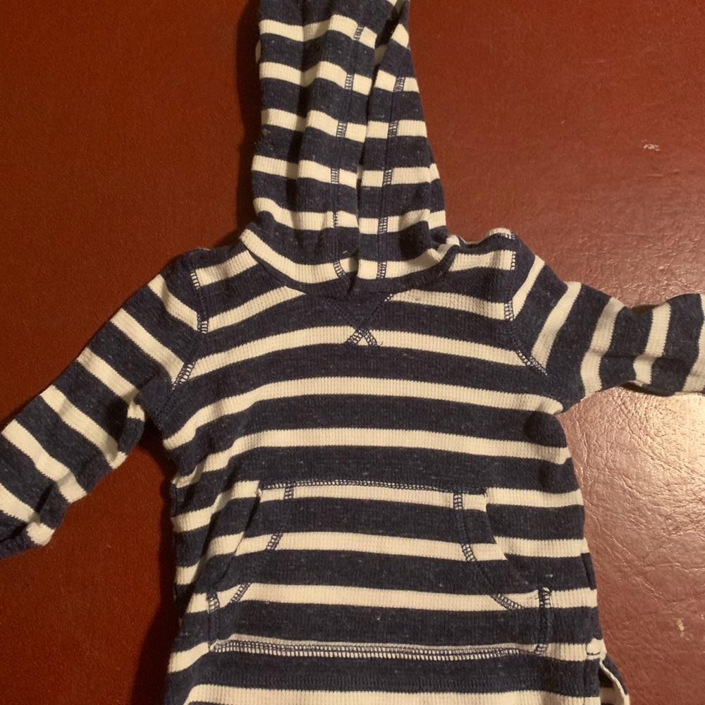 Hoodie with pockets